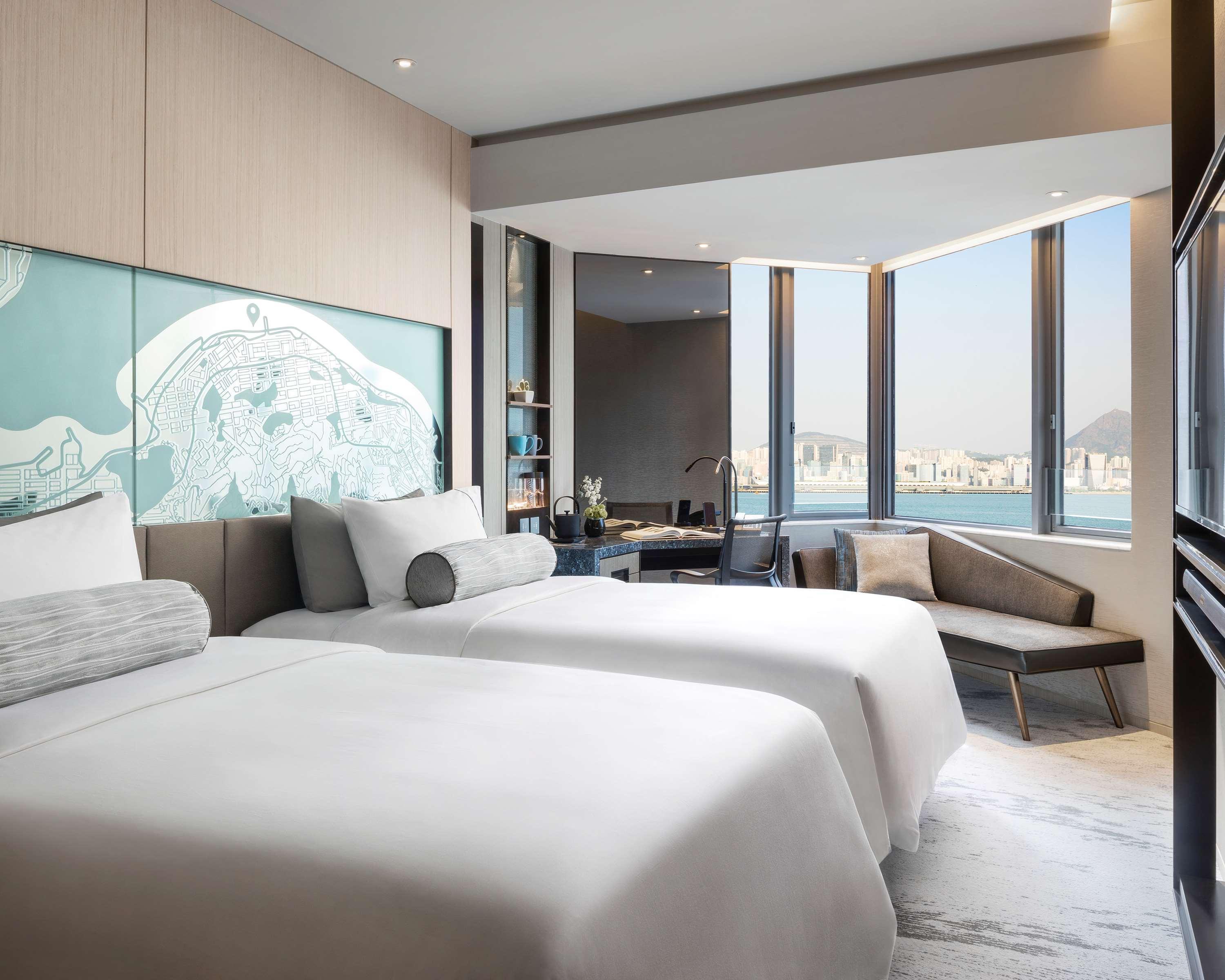 Hotel Hyatt Centric Victoria Harbour Hongkong Exterior foto