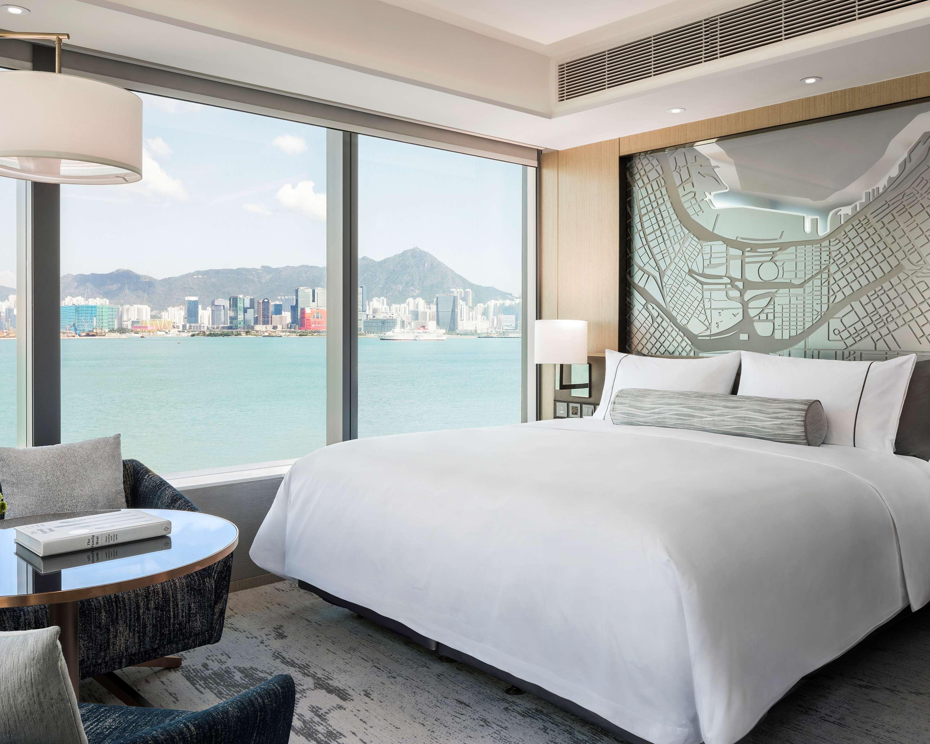 Hotel Hyatt Centric Victoria Harbour Hongkong Exterior foto