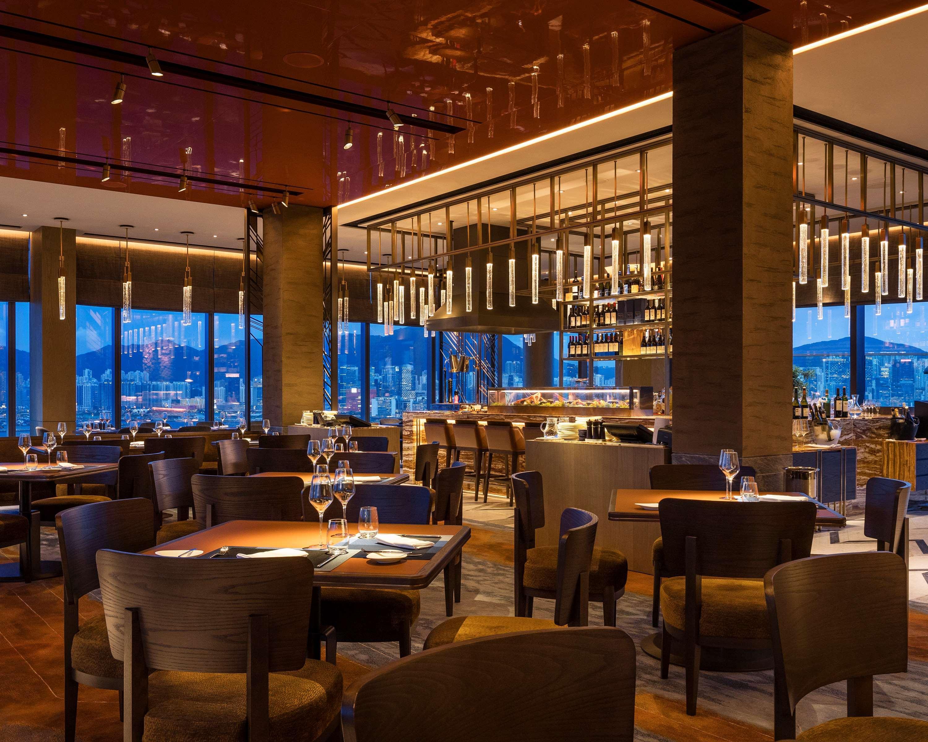 Hotel Hyatt Centric Victoria Harbour Hongkong Exterior foto