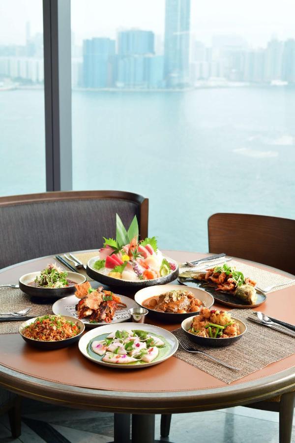 Hotel Hyatt Centric Victoria Harbour Hongkong Exterior foto